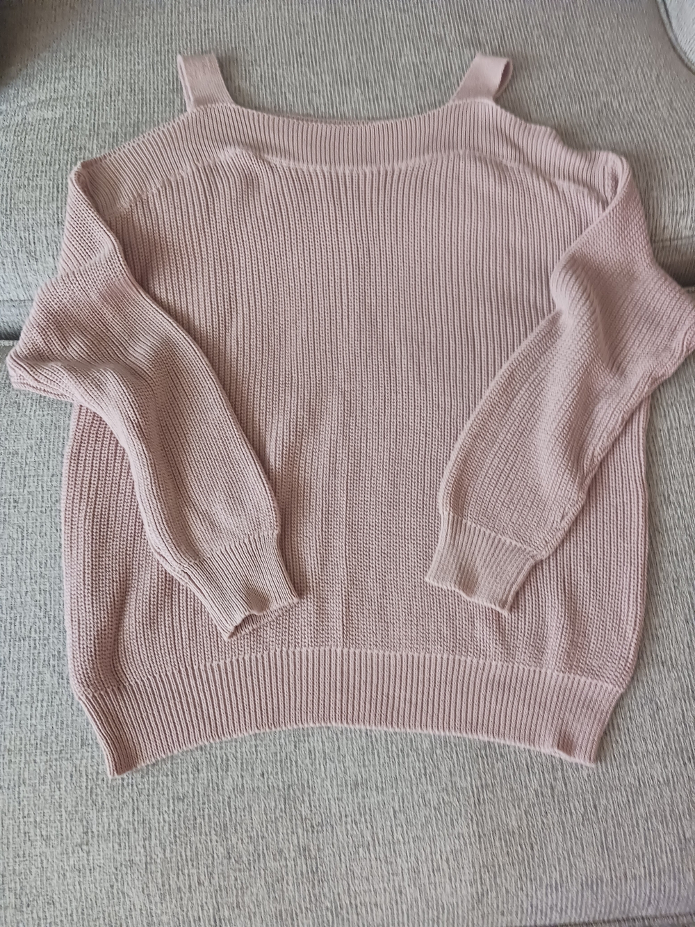 VENUS Blush Pink Off-the-Shoulder Knit Sweater